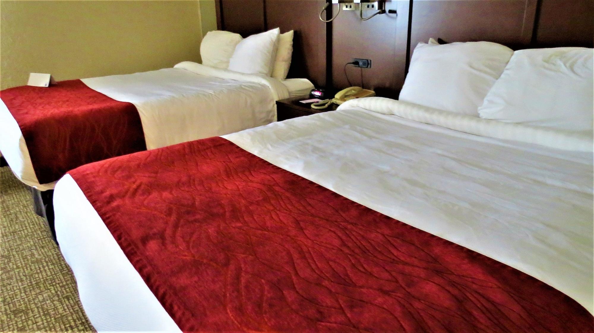 Comfort Inn & Suites Fairborn Near Wright Patterson Afb Dış mekan fotoğraf