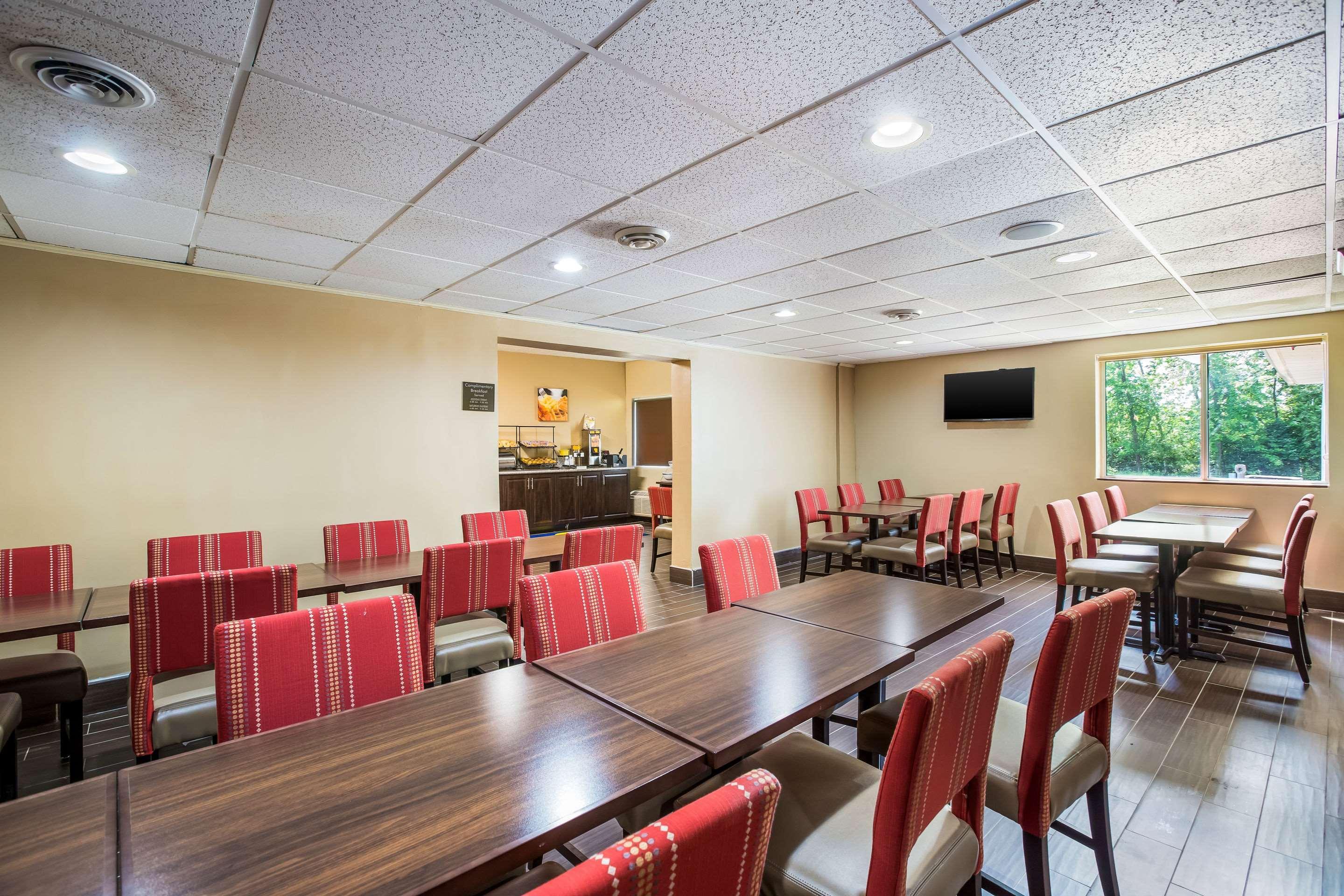 Comfort Inn & Suites Fairborn Near Wright Patterson Afb Dış mekan fotoğraf