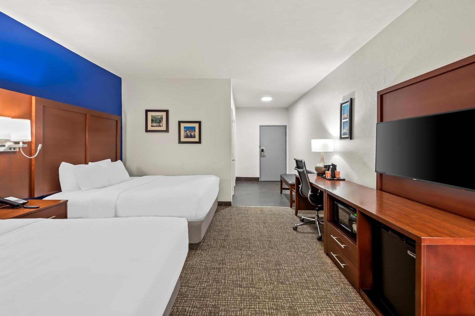 Comfort Inn & Suites Fairborn Near Wright Patterson Afb Dış mekan fotoğraf